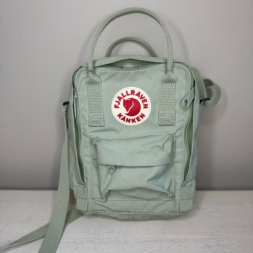 FJALLRAVEN Patch Logo Kanken Sling Crossbody Bag Mint